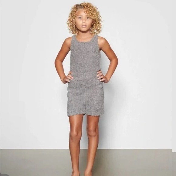 NWT SKIMS KIDS COZY TANK IN SMOKE 6/7 Youth retail: $35 - Picture 2 of 6